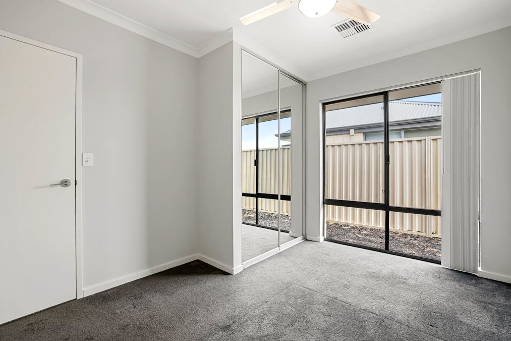 13 Benderson Road, Champion Lakes, WA, 6111 - Image 8