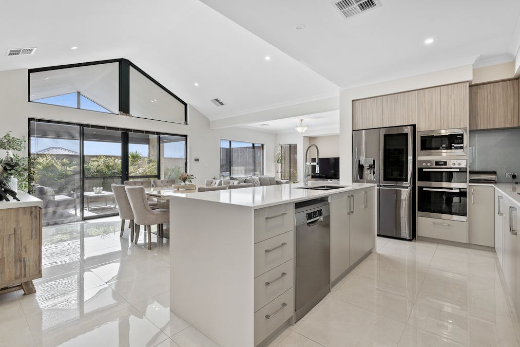 82 Highbury Boulevard, Baldivis, WA, 6171 - Image 2
