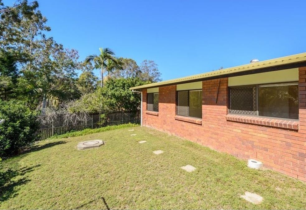 2/2 Apollo Drive, Clinton, QLD, 4680 - Image 9