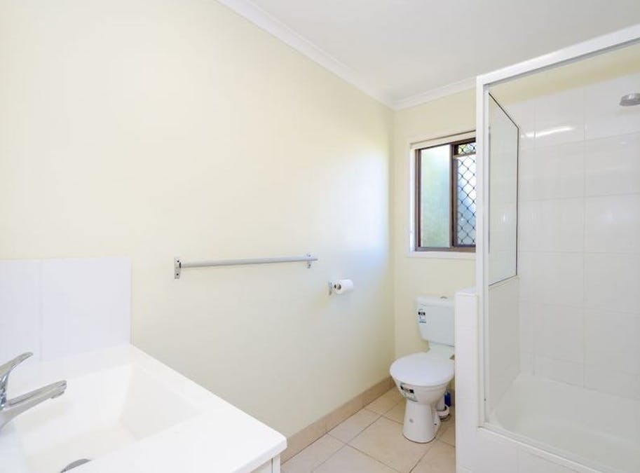 2/2 Apollo Drive, Clinton, QLD, 4680 - Image 7