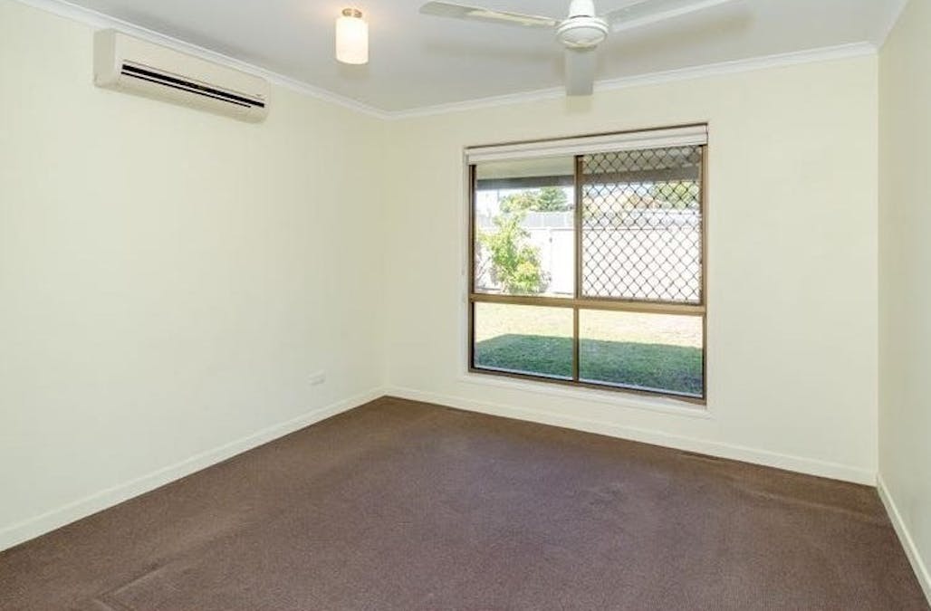 2/2 Apollo Drive, Clinton, QLD, 4680 - Image 6