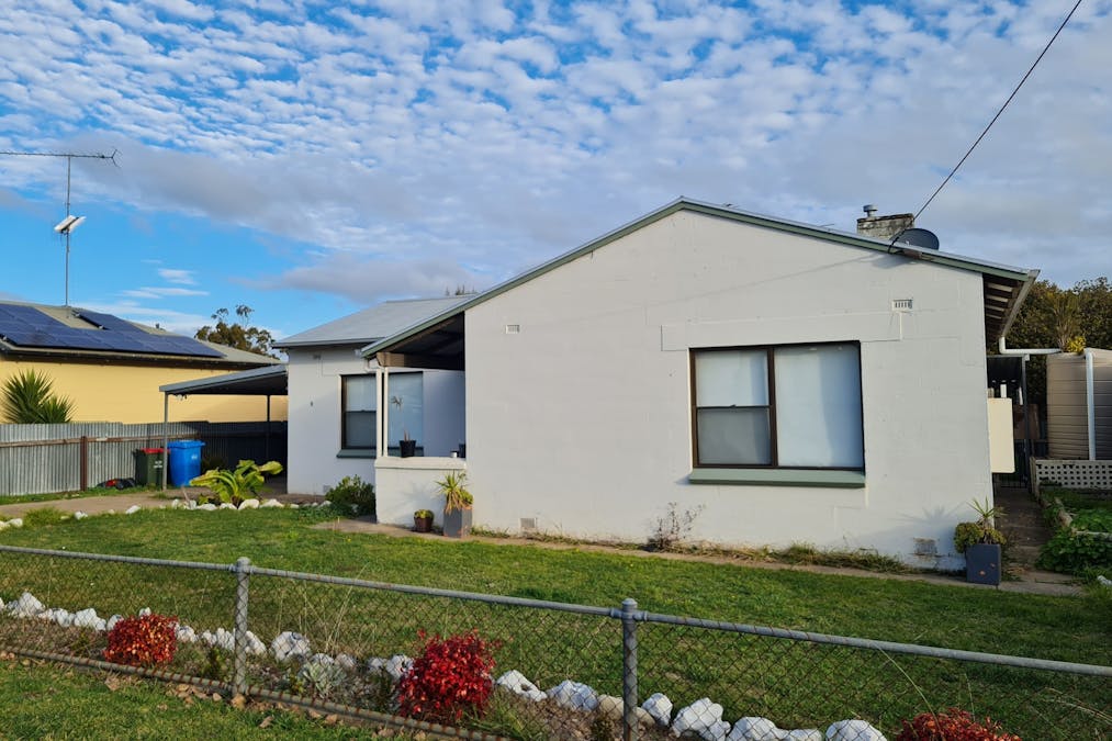 11 Oolna Street, Mount Gambier, SA, 5290 - Image 2