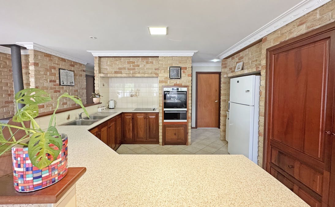 22 Burton Road, Castletown, WA, 6450 - Image 5