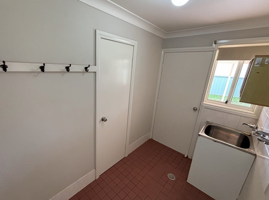 13 Wren Place, Dubbo, NSW, 2830 - Image 8