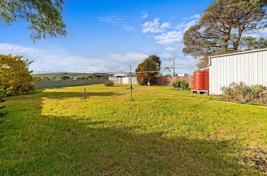32 Hamilton Road, Coleraine, VIC, 3315 - Image 12