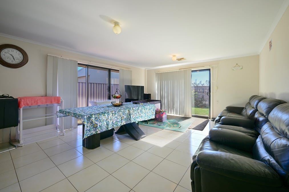10 Gale Street, Whyalla Jenkins, SA, 5609 - Image 2