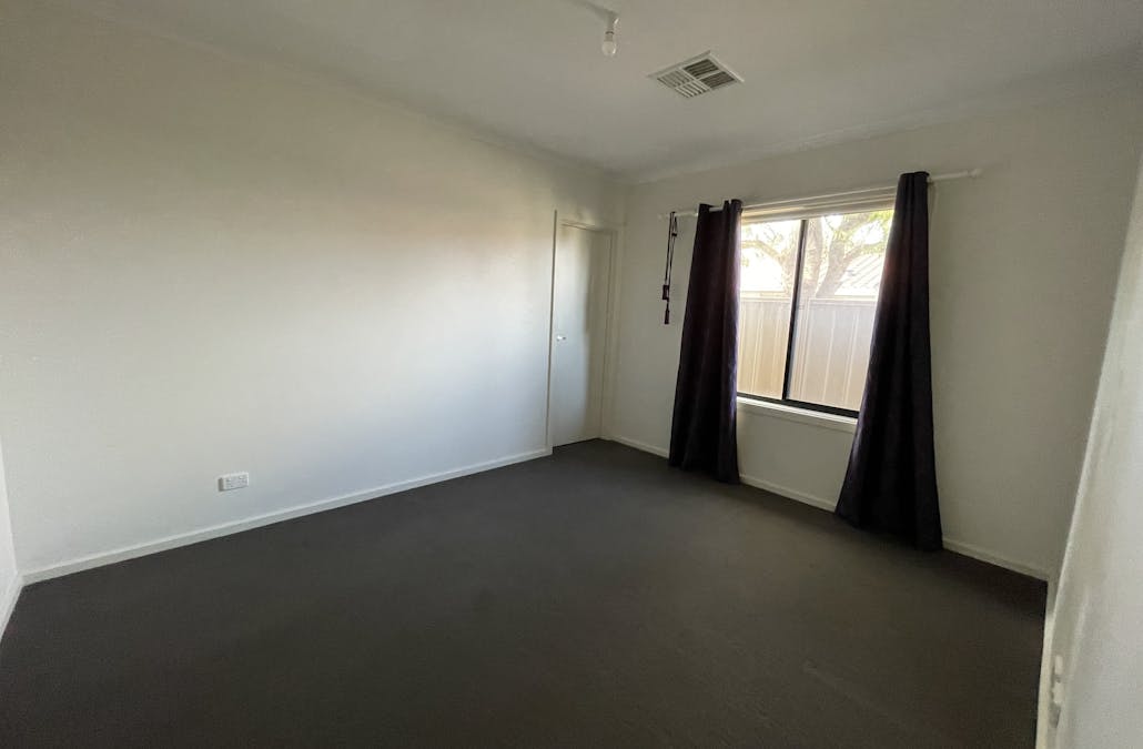 21 Eucalypt Street, Whyalla Stuart, SA, 5608 - Image 8