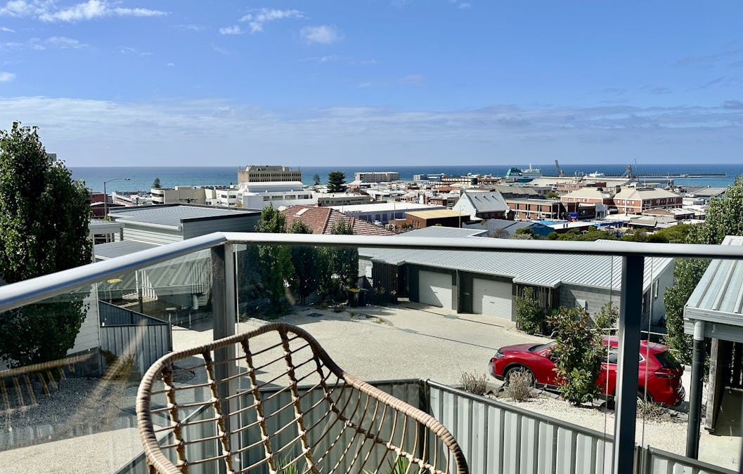 7/1-3 Vernon Place, Burnie, TAS, 7320 - Image 2