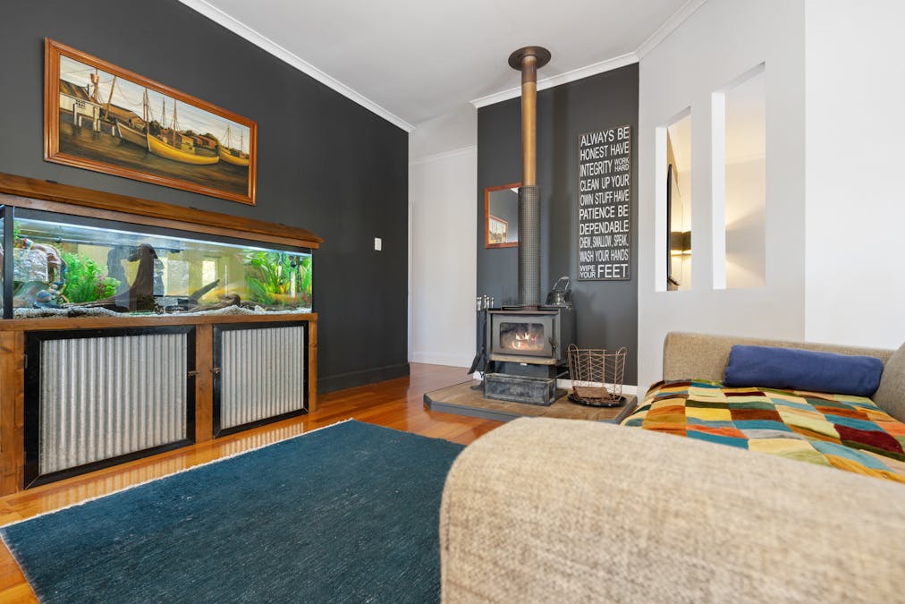 8 Mamaku Street, Fernvale, QLD, 4306 - Image 6