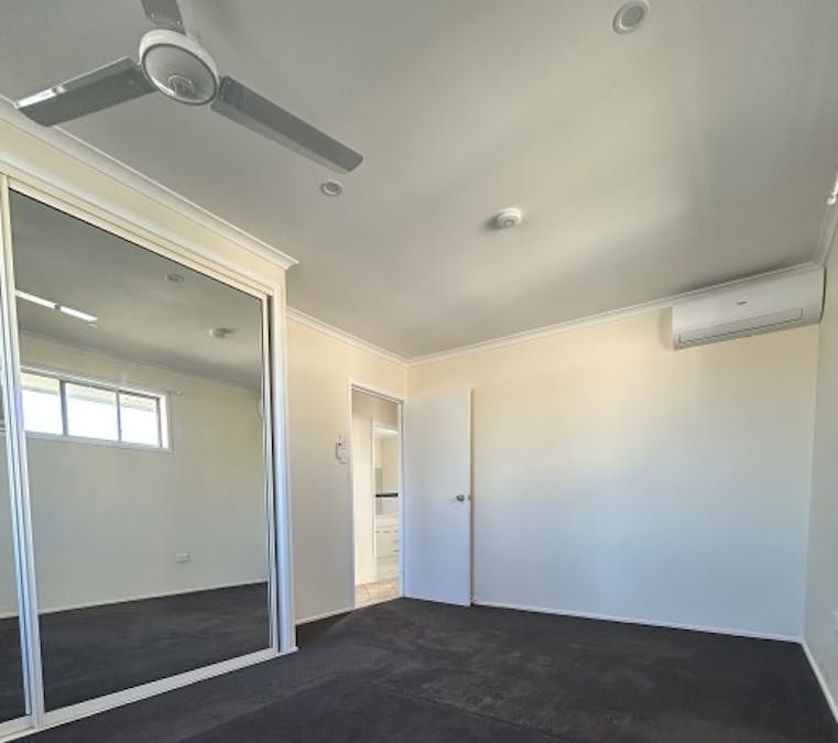 22 Cockatoo Drive, New Auckland, QLD, 4680 - Image 5