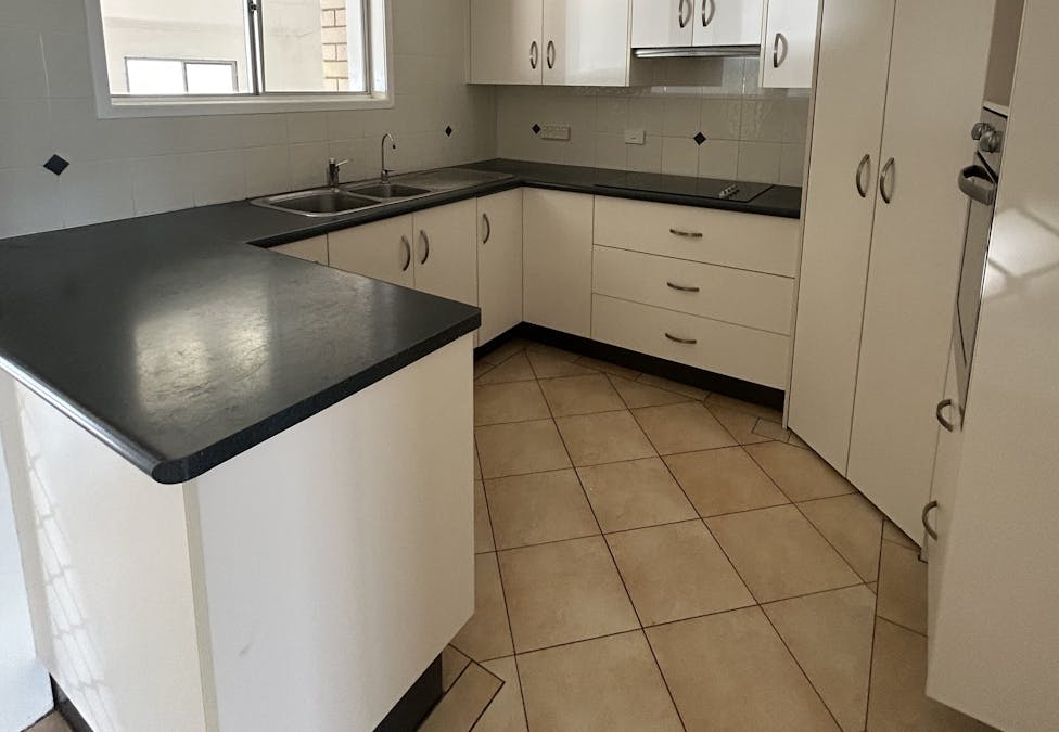 22 Cockatoo Drive, New Auckland, QLD, 4680 - Image 3