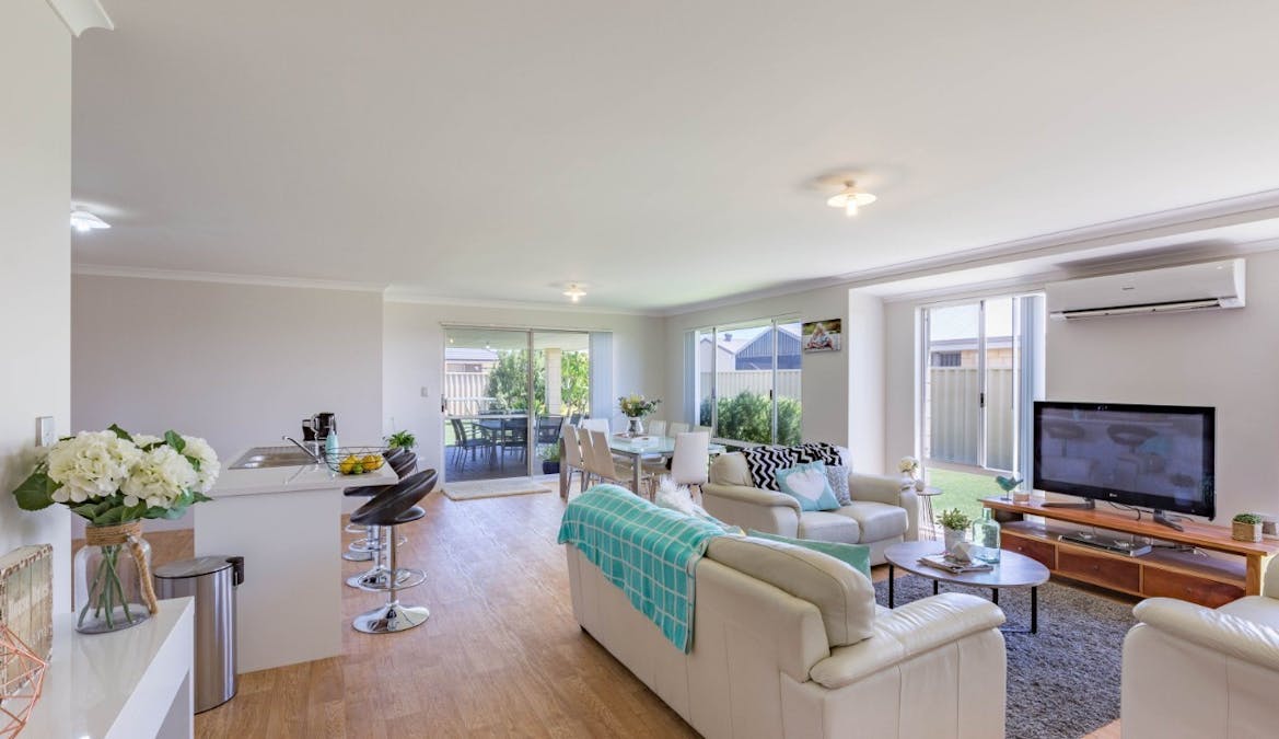 10 Broughton Way, Millbridge, WA, 6232 - Image 4