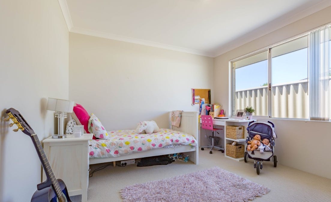 10 Broughton Way, Millbridge, WA, 6232 - Image 9