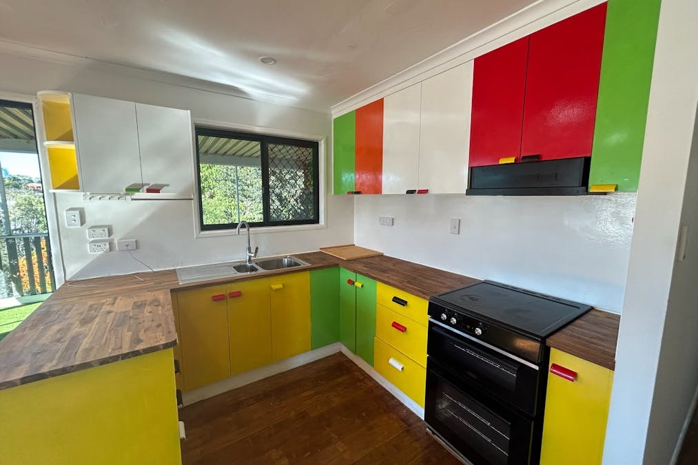 6 Berrigan Court, Kin Kora, QLD, 4680 - Image 2