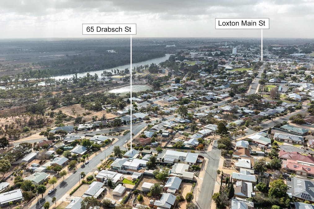 65 Drabsch Street, Loxton, SA, 5333 - Image 1