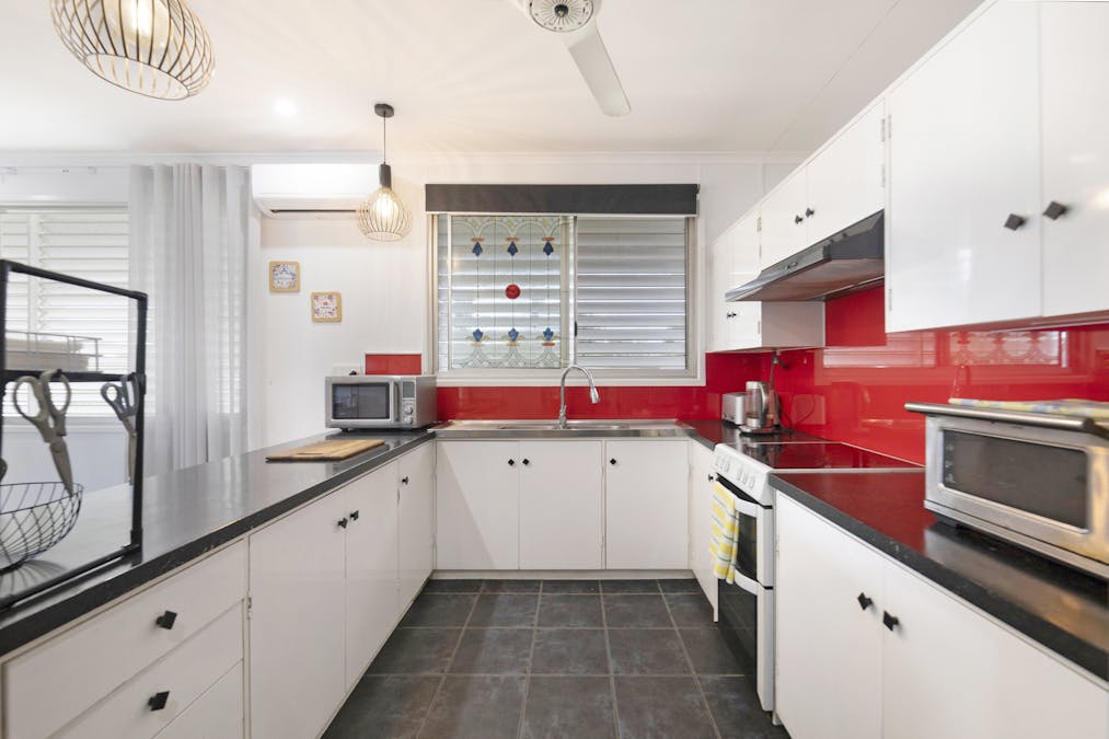23 Eaton Place, Karama, NT, 0812 - Image 2