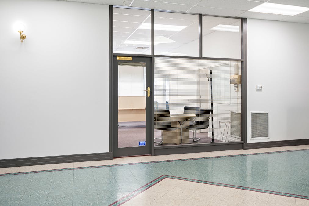 Level 1/9 Bay Road, Mount Gambier, SA, 5290 - Image 1