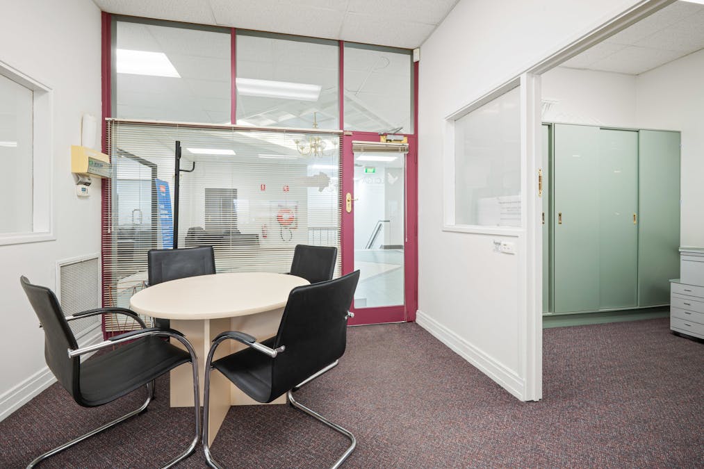 Level 1/9 Bay Road, Mount Gambier, SA, 5290 - Image 6