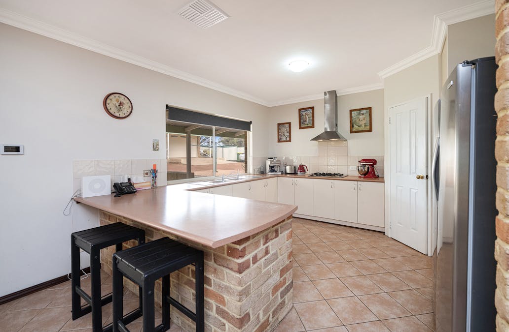 12 Forbes Street, York, WA, 6302 - Image 11