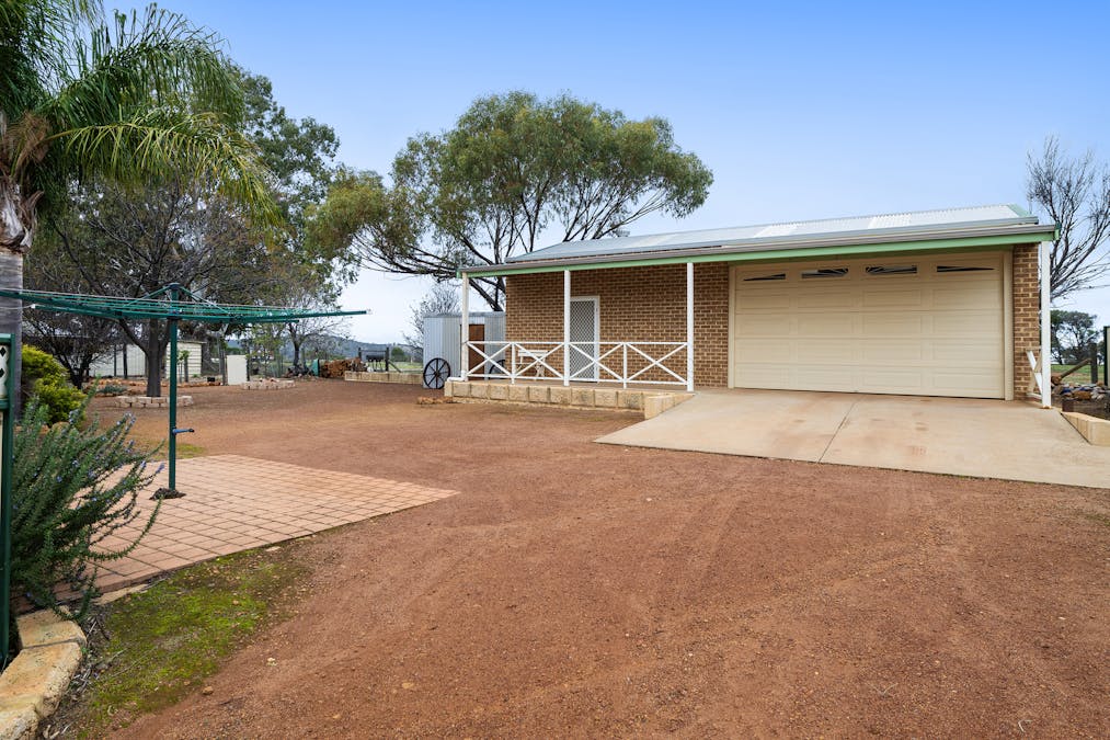 12 Forbes Street, York, WA, 6302 - Image 25