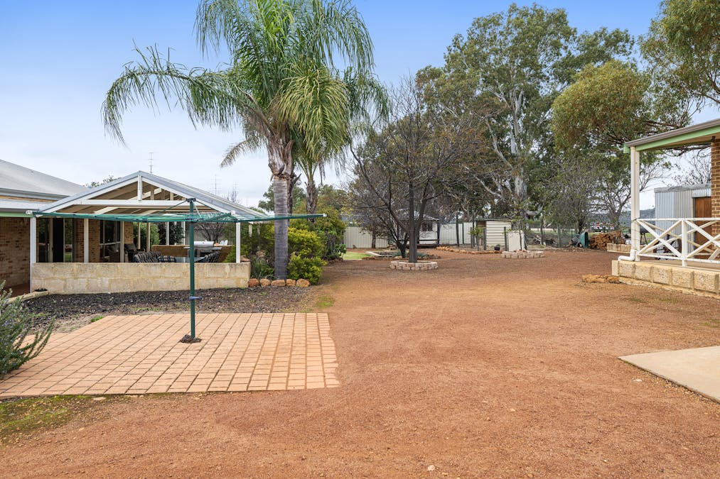 12 Forbes Street, York, WA, 6302 - Image 26