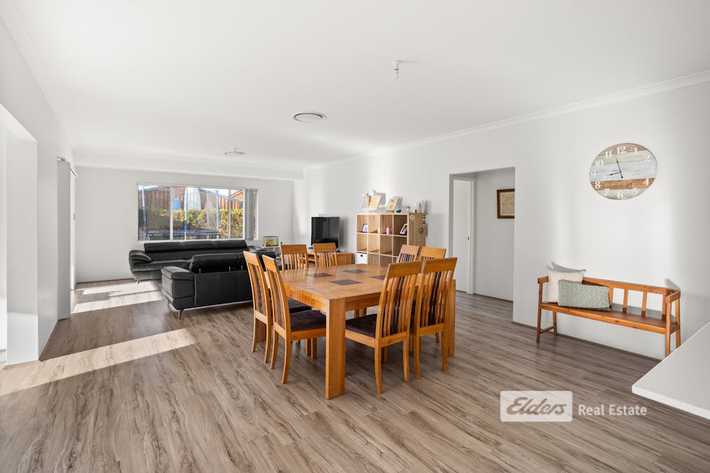 39 Waverley Road, Australind, WA, 6233 - Image 7