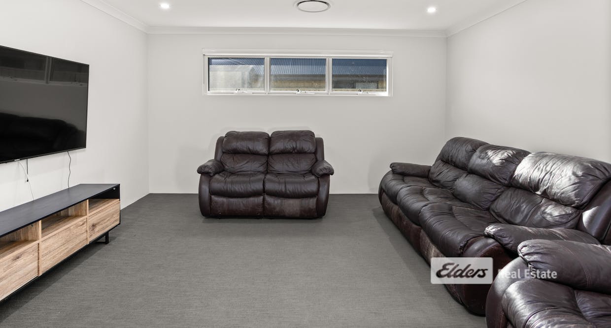 39 Waverley Road, Australind, WA, 6233 - Image 4
