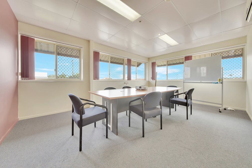 14 Garfield Street, Gladstone Central, QLD, 4680 - Image 8