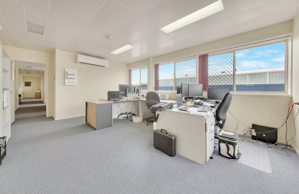 14 Garfield Street, Gladstone Central, QLD, 4680 - Image 9