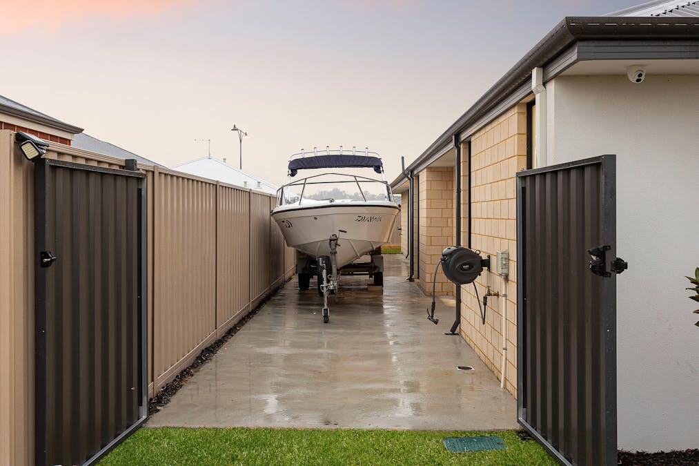 12 Salisbury Loop, Baldivis, WA, 6171 - Image 23