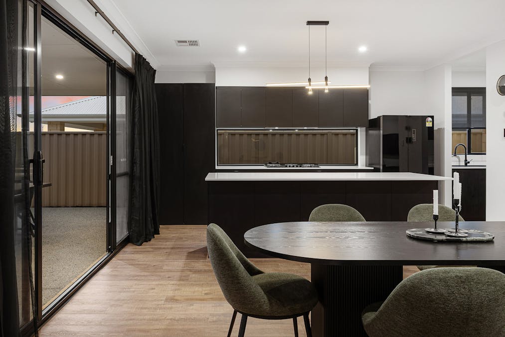 12 Salisbury Loop, Baldivis, WA, 6171 - Image 6