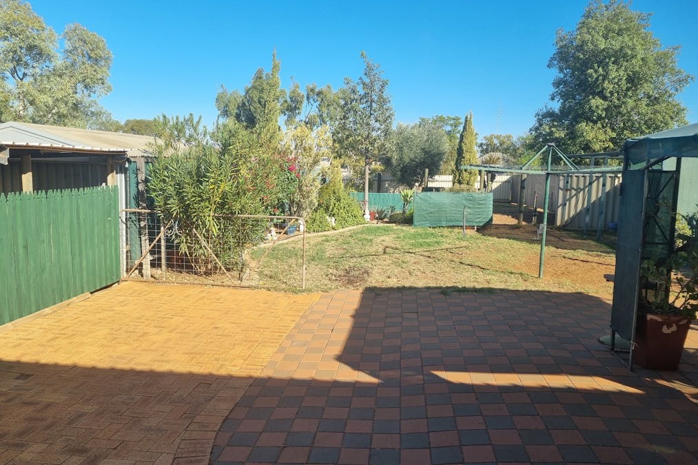 10 Short Street, Mullewa, WA, 6630 - Image 13