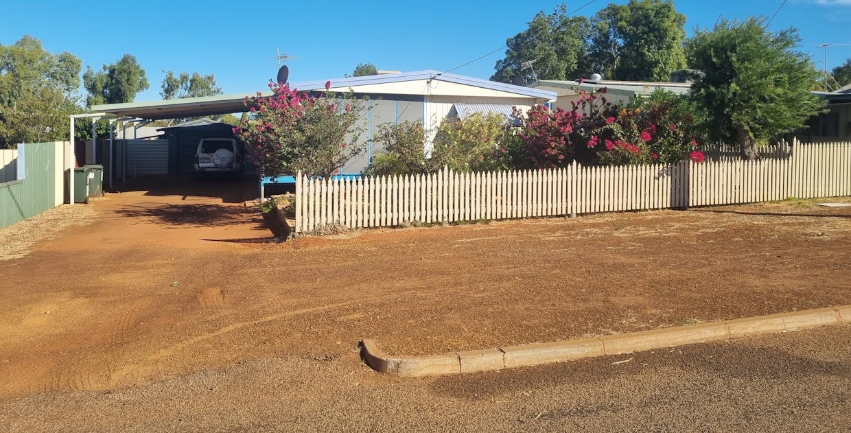 10 Short Street, Mullewa, WA, 6630 - Image 2