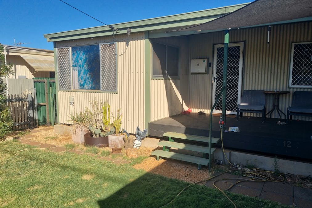 12 Short Street, Mullewa, WA, 6630 - Image 2