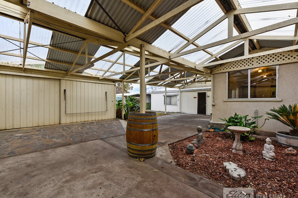 15  Stuckey Street, Millicent, SA, 5280 - Image 14