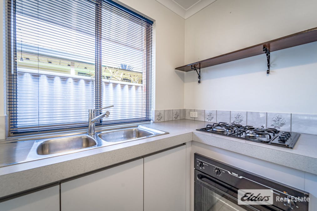 6 Jersey Way, Waikiki, WA, 6169 - Image 11