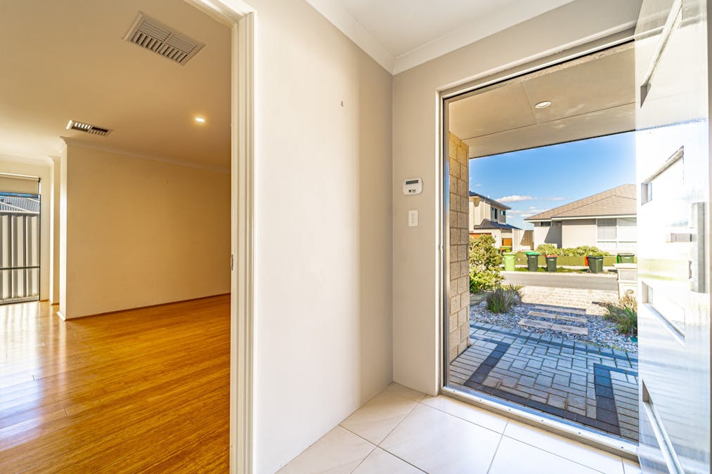 4 Arcoona Avenue, Golden Bay, WA, 6174 - Image 5