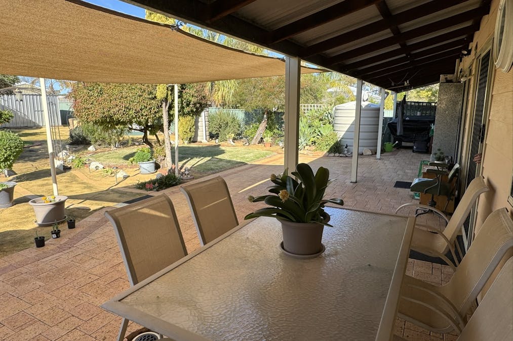 7 Ashton Street, Quairading, WA, 6383 - Image 3