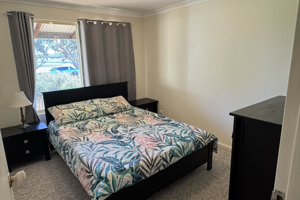 7 Ashton Street, Quairading, WA, 6383 - Image 9