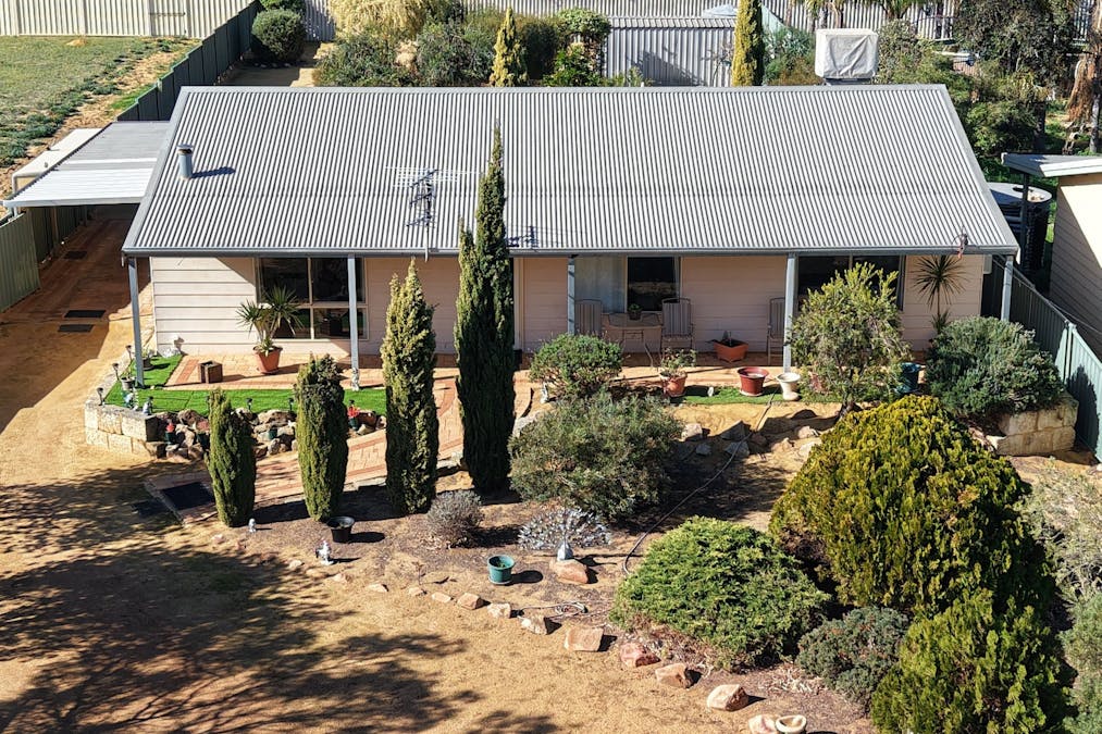 7 Ashton Street, Quairading, WA, 6383 - Image 19