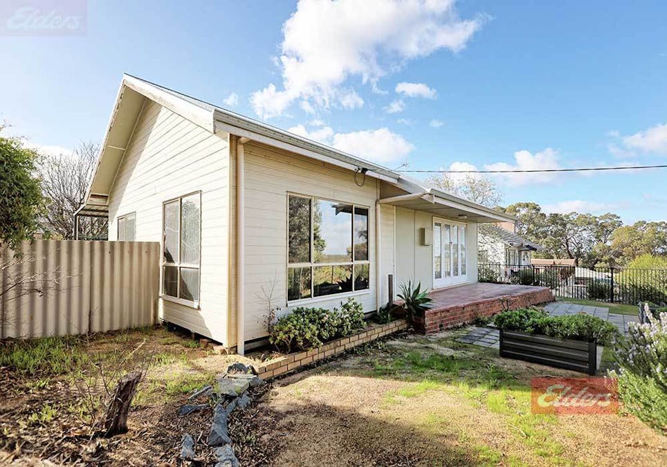 10 McCormick Way, Narrogin, WA, 6312 - Image 2