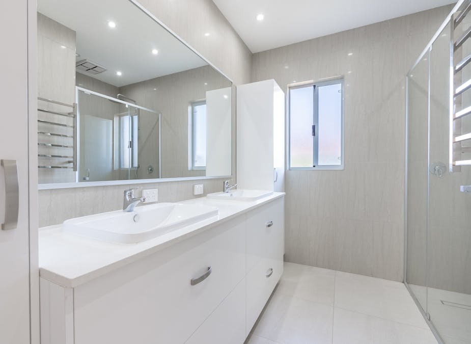 18 St Andrews Loop, Cooloongup, WA, 6168 - Image 10