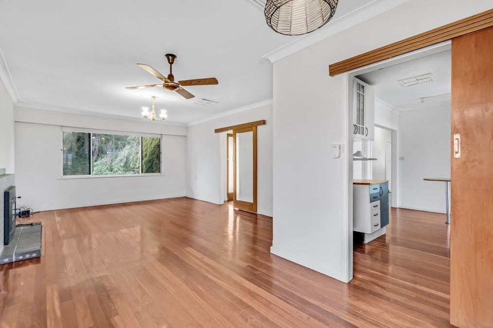 35 Latour Street, Australind, WA, 6233 - Image 9