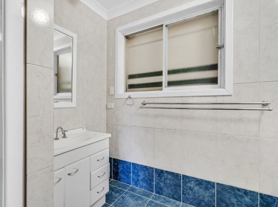 35 Latour Street, Australind, WA, 6233 - Image 21
