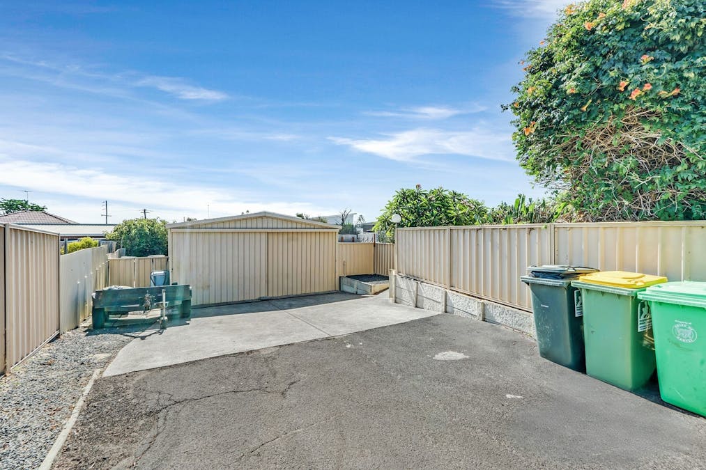 35 Latour Street, Australind, WA, 6233 - Image 22