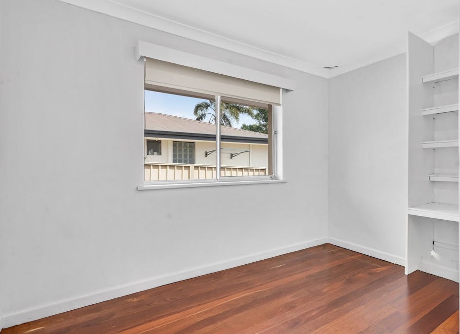 35 Latour Street, Australind, WA, 6233 - Image 18