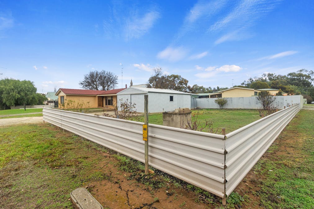 1 Curling Street, Auburn, SA, 5451 - Image 14