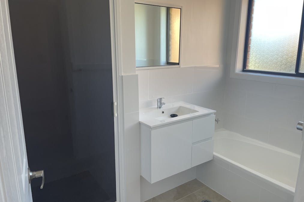 2 Lotus Place, Parkes, NSW, 2870 - Image 11