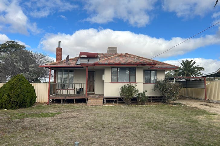 57 Caw Street, Merredin, WA, 6415