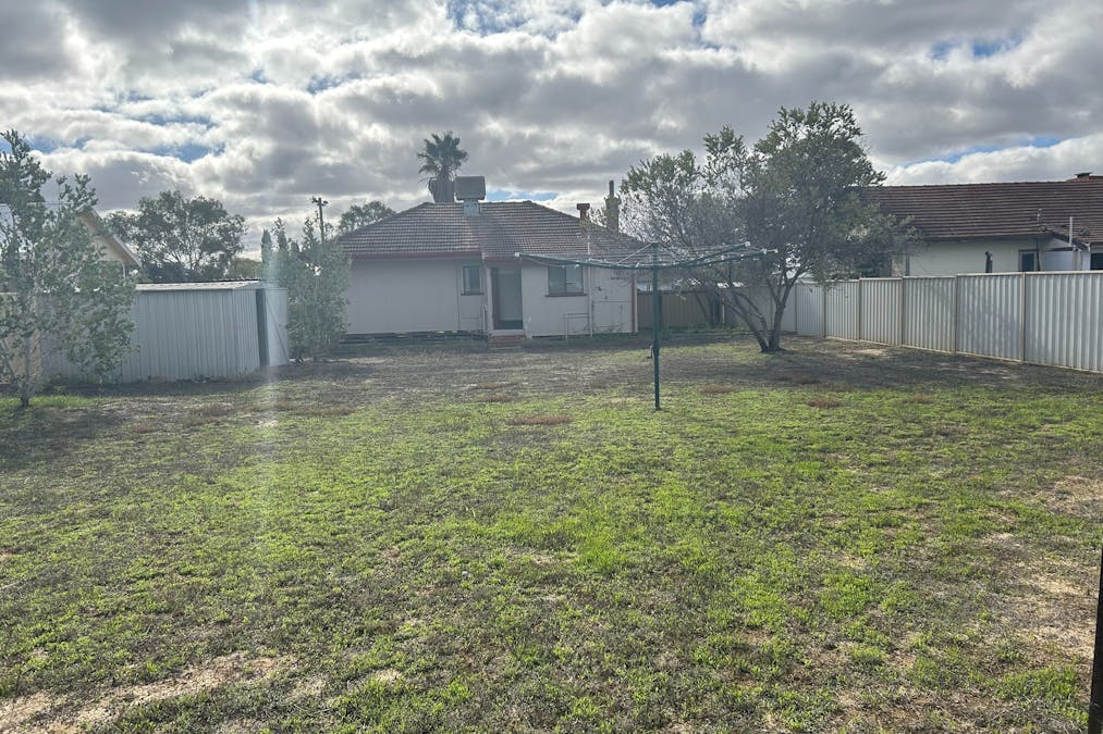 57 Caw Street, Merredin, WA, 6415 - Image 15